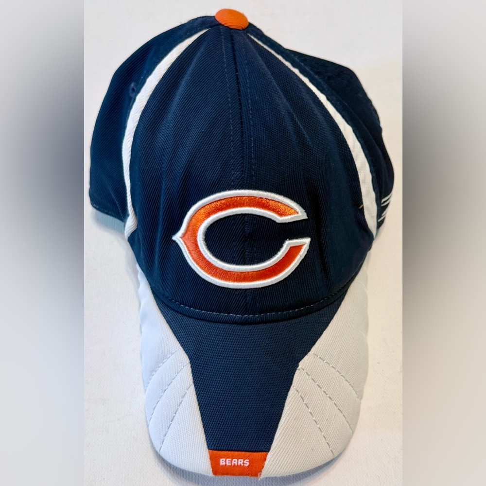 Reebok Chicago Bears Blue and White Hat Size- M/L